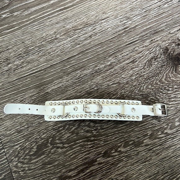 Jewelry - White Buckle Bracelet with Silver Accents